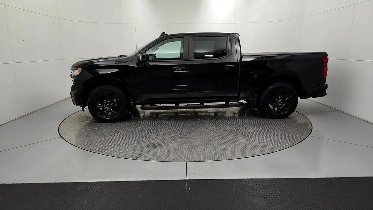 Chevrolet Silverado 1500 - Image 5