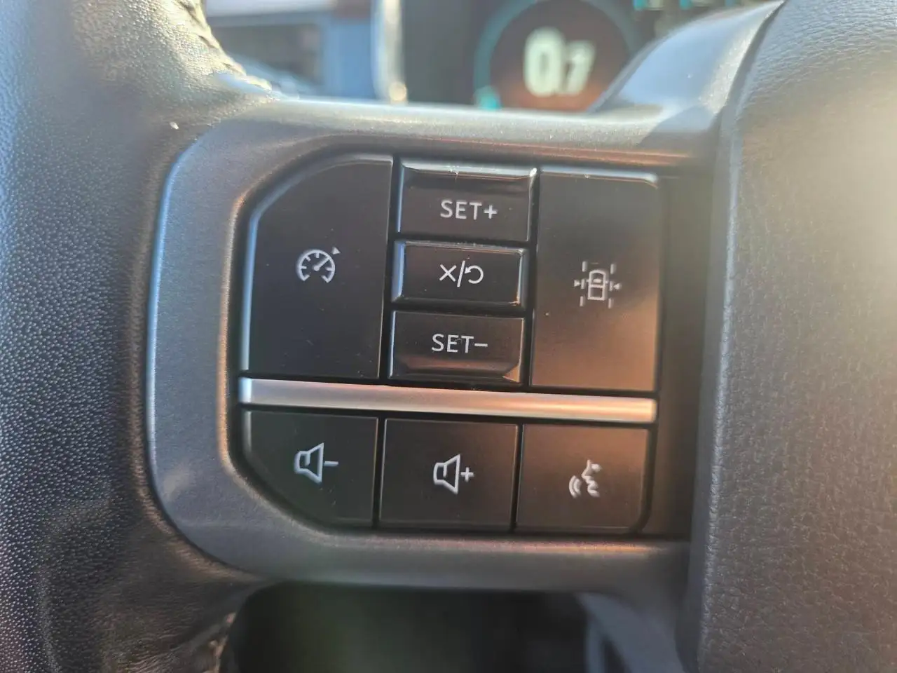 Ford F-150 - Image 20