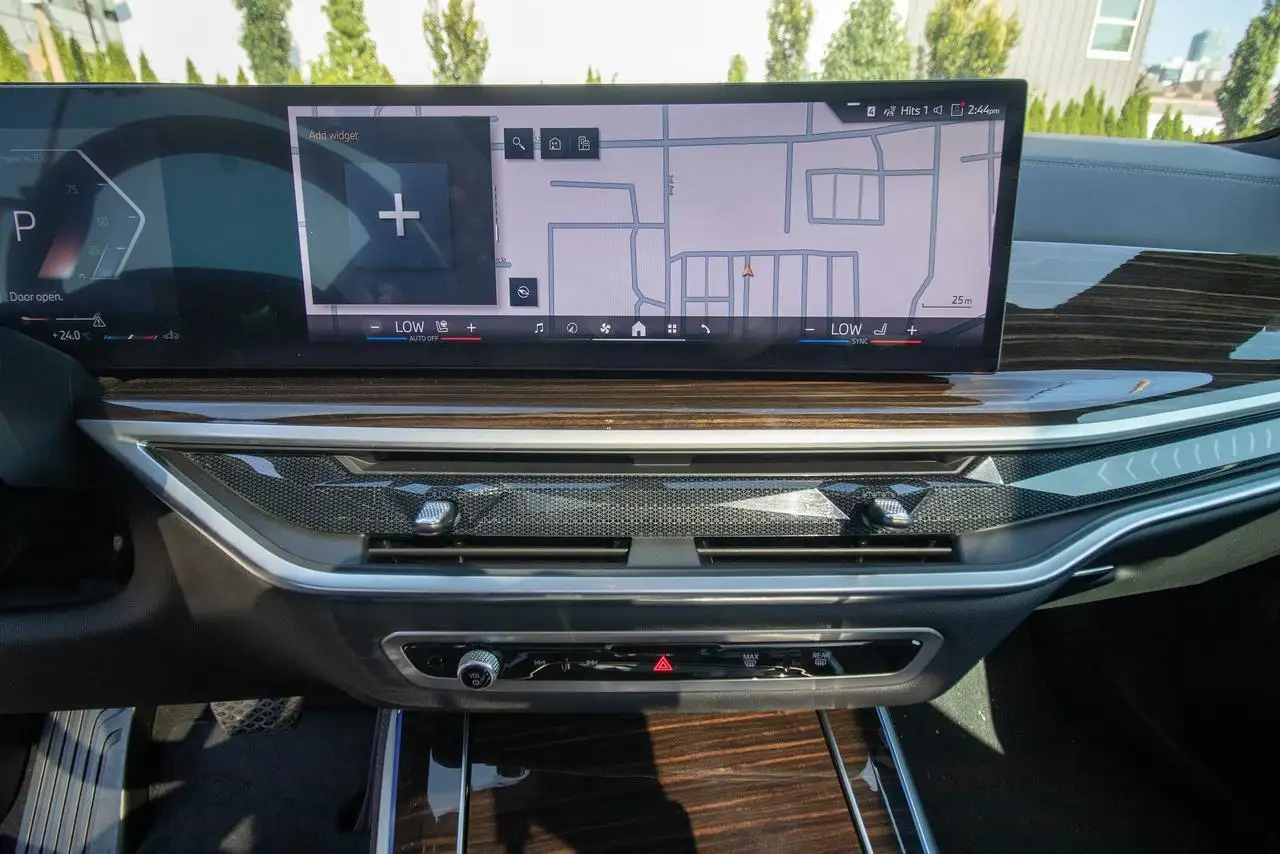 BMW X5 - Image 21