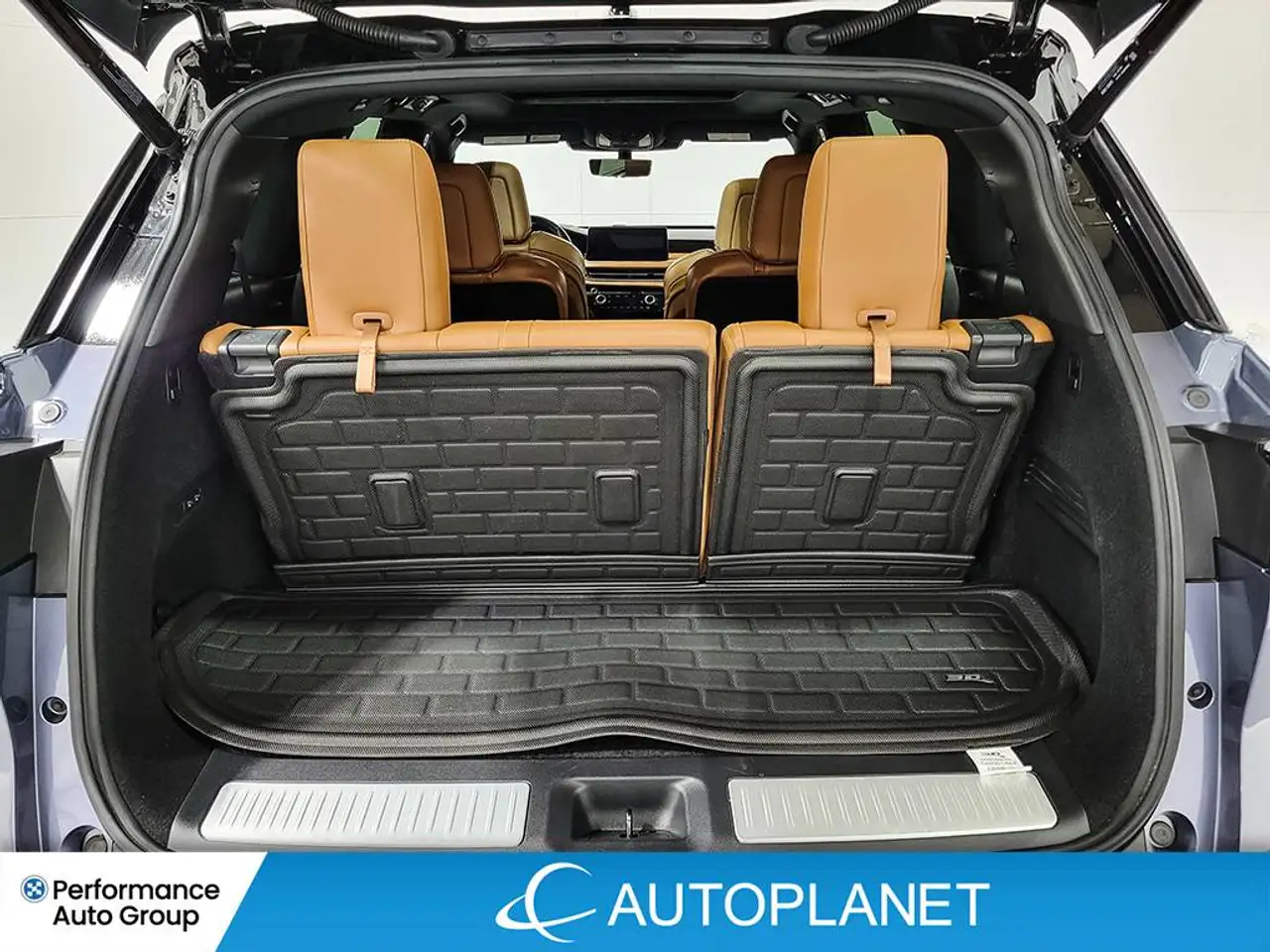 Infiniti QX60 - Image 2