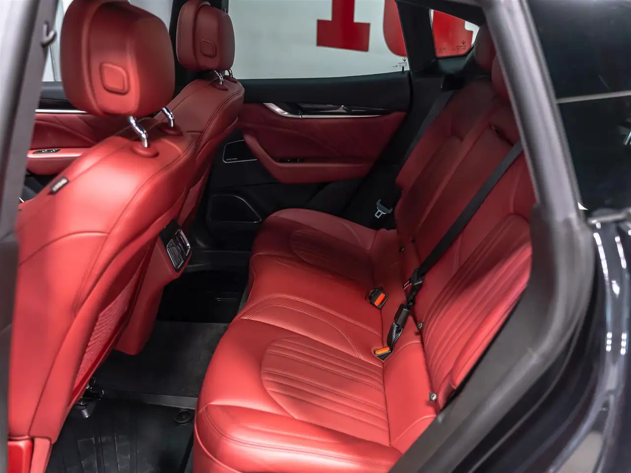 Maserati Levante - Image 12