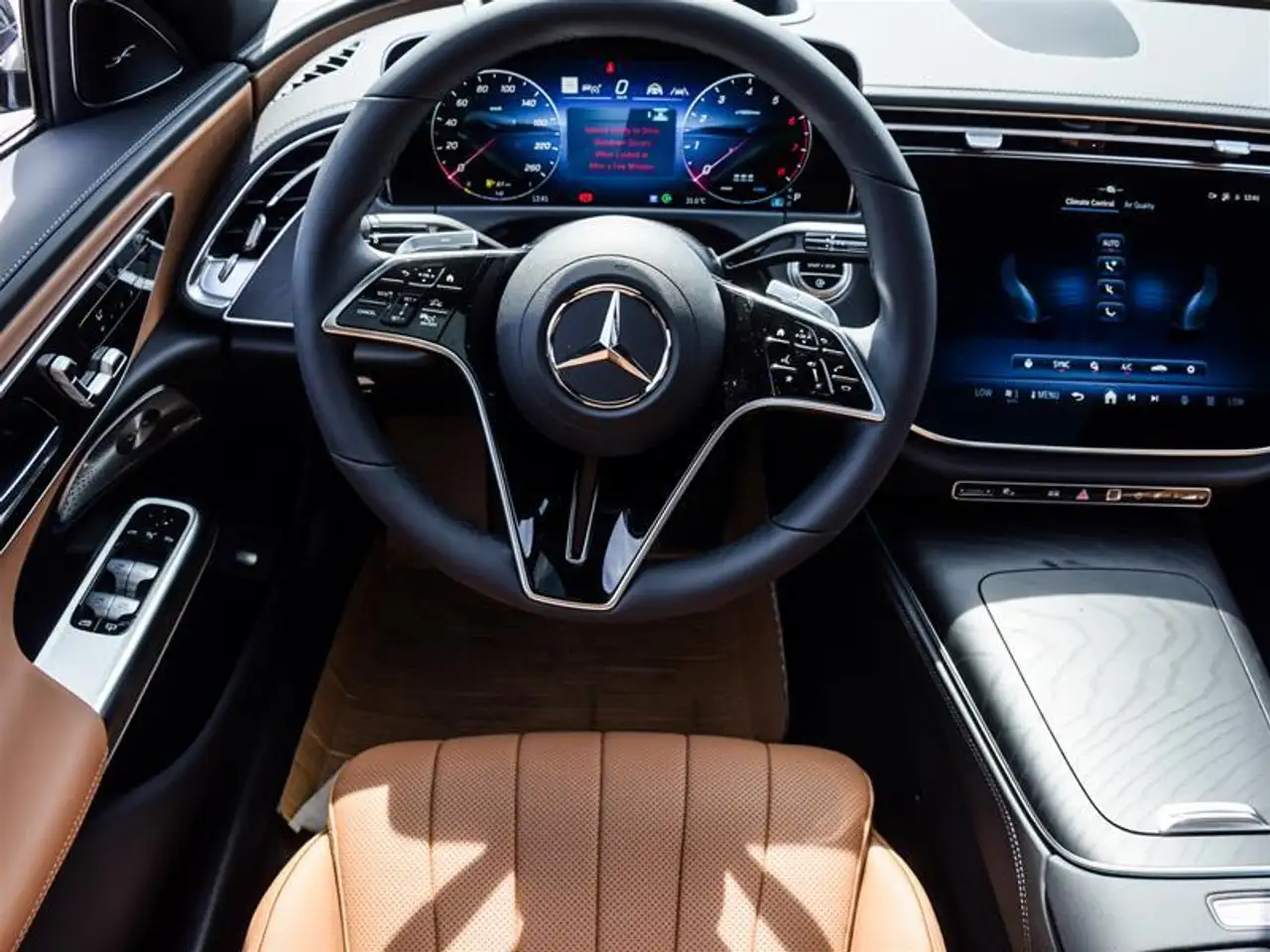 Mercedes-Benz E-Class - Image 17