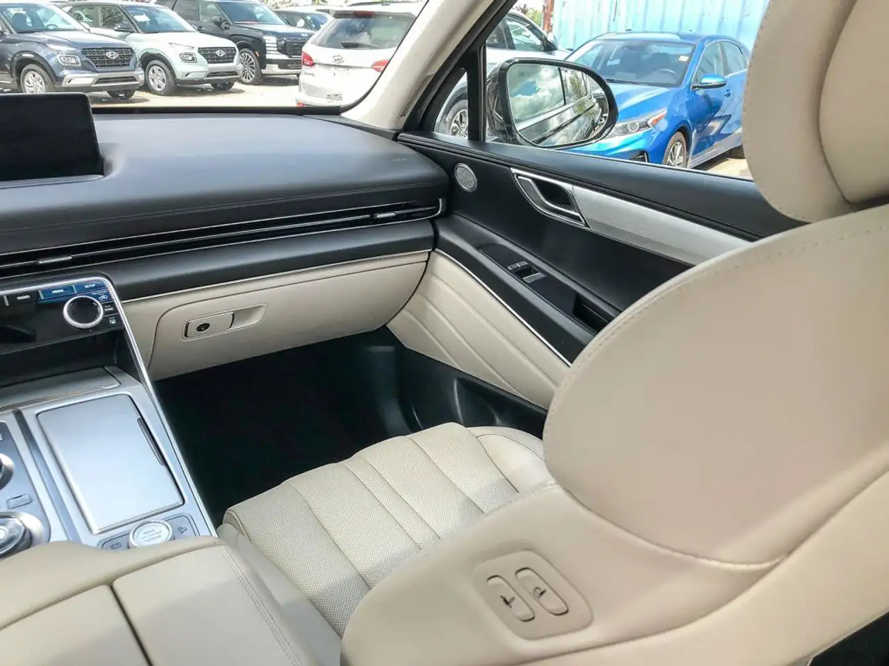 Genesis GV80 - Image 26