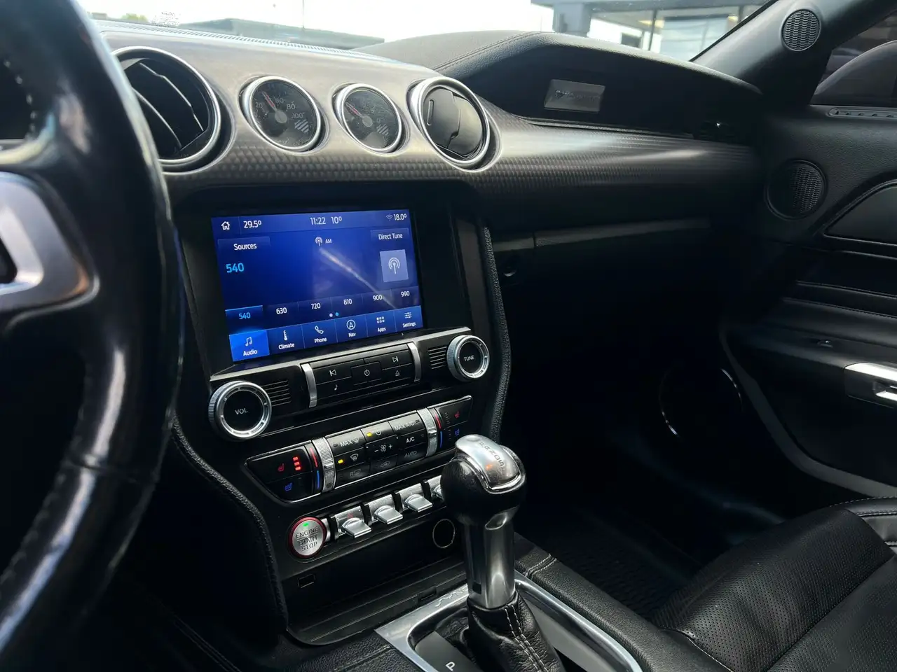 Ford Mustang - Image 22