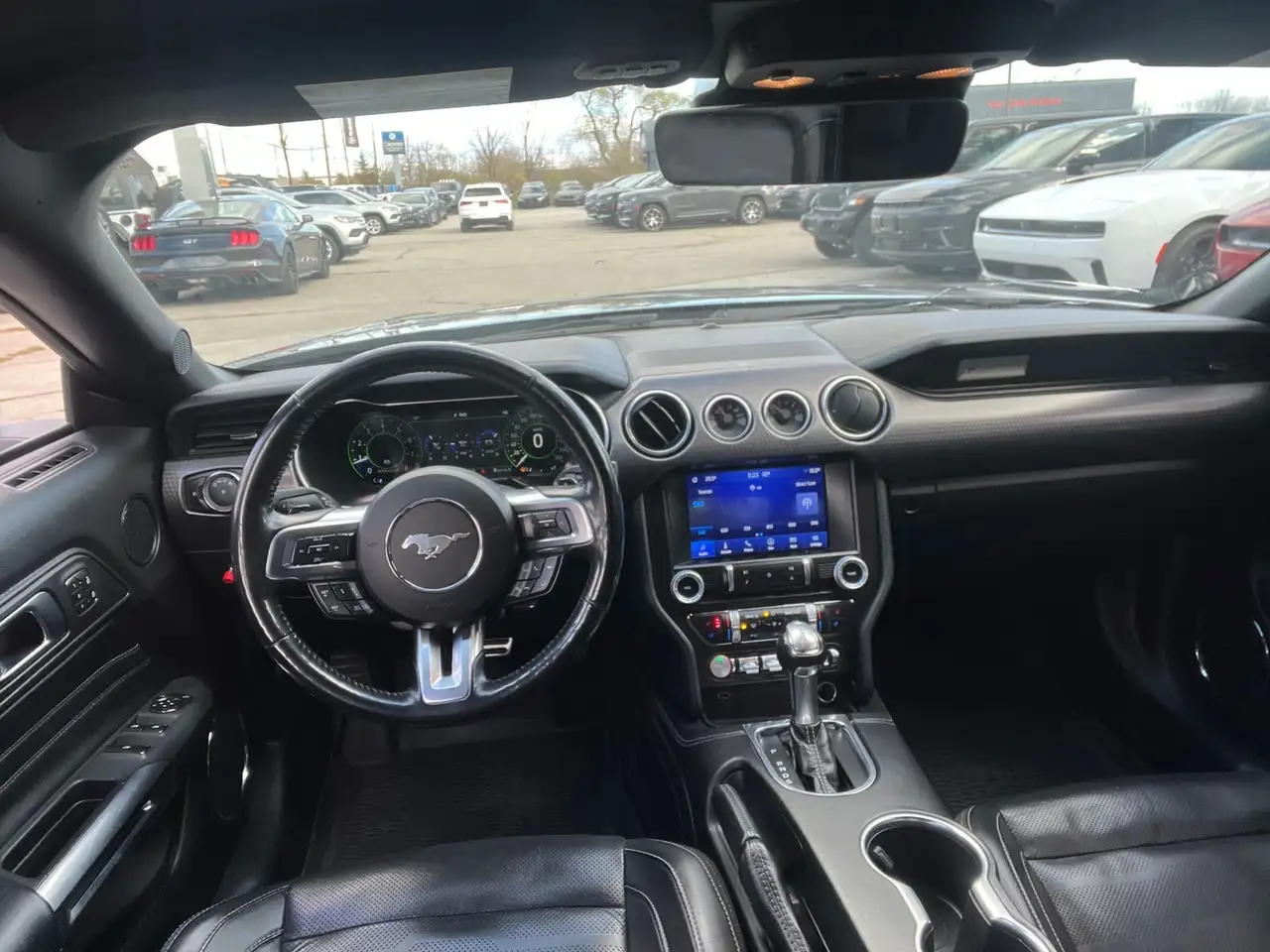 Ford Mustang - Image 17