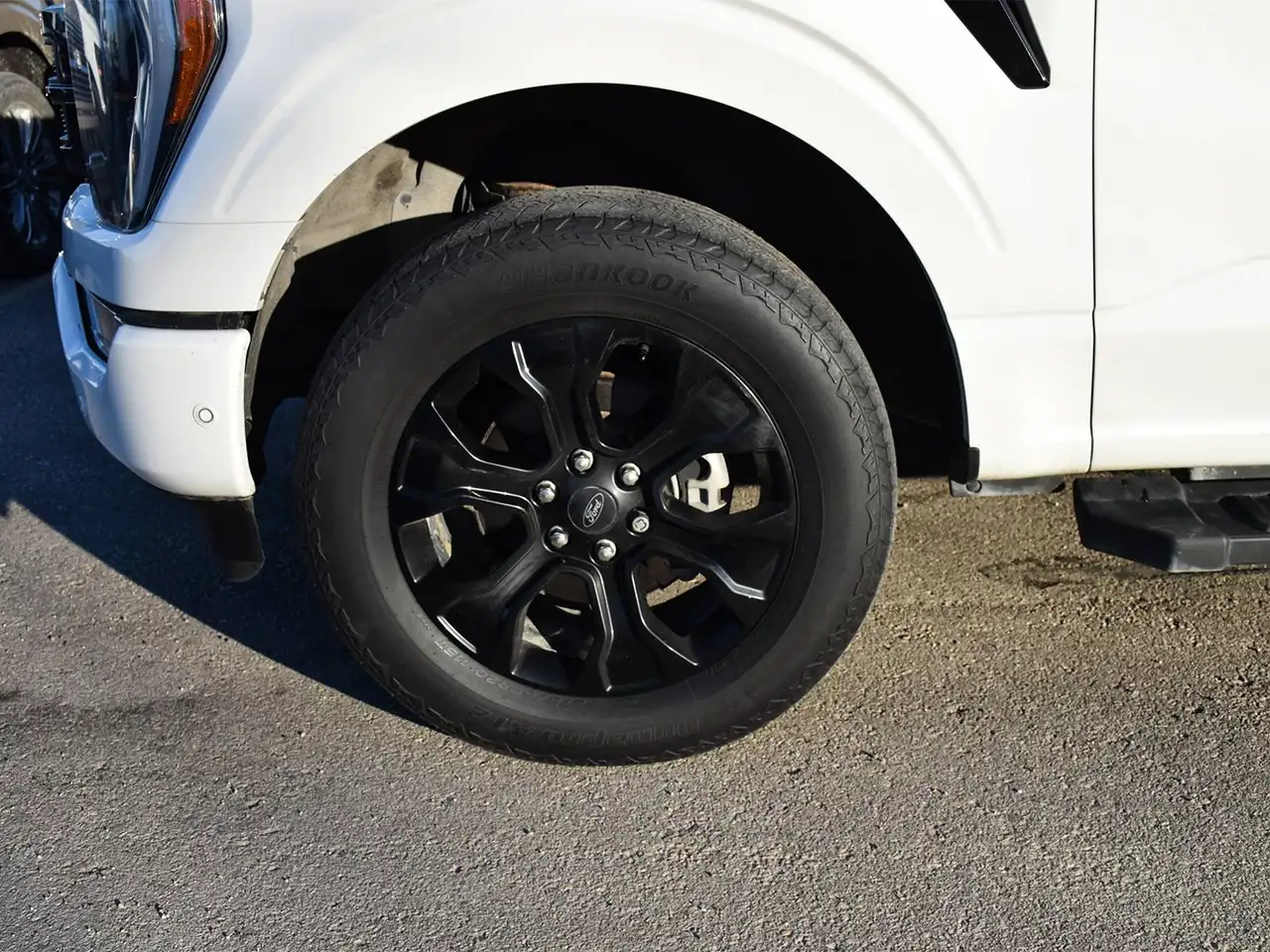 Ford F-150 - Image 8