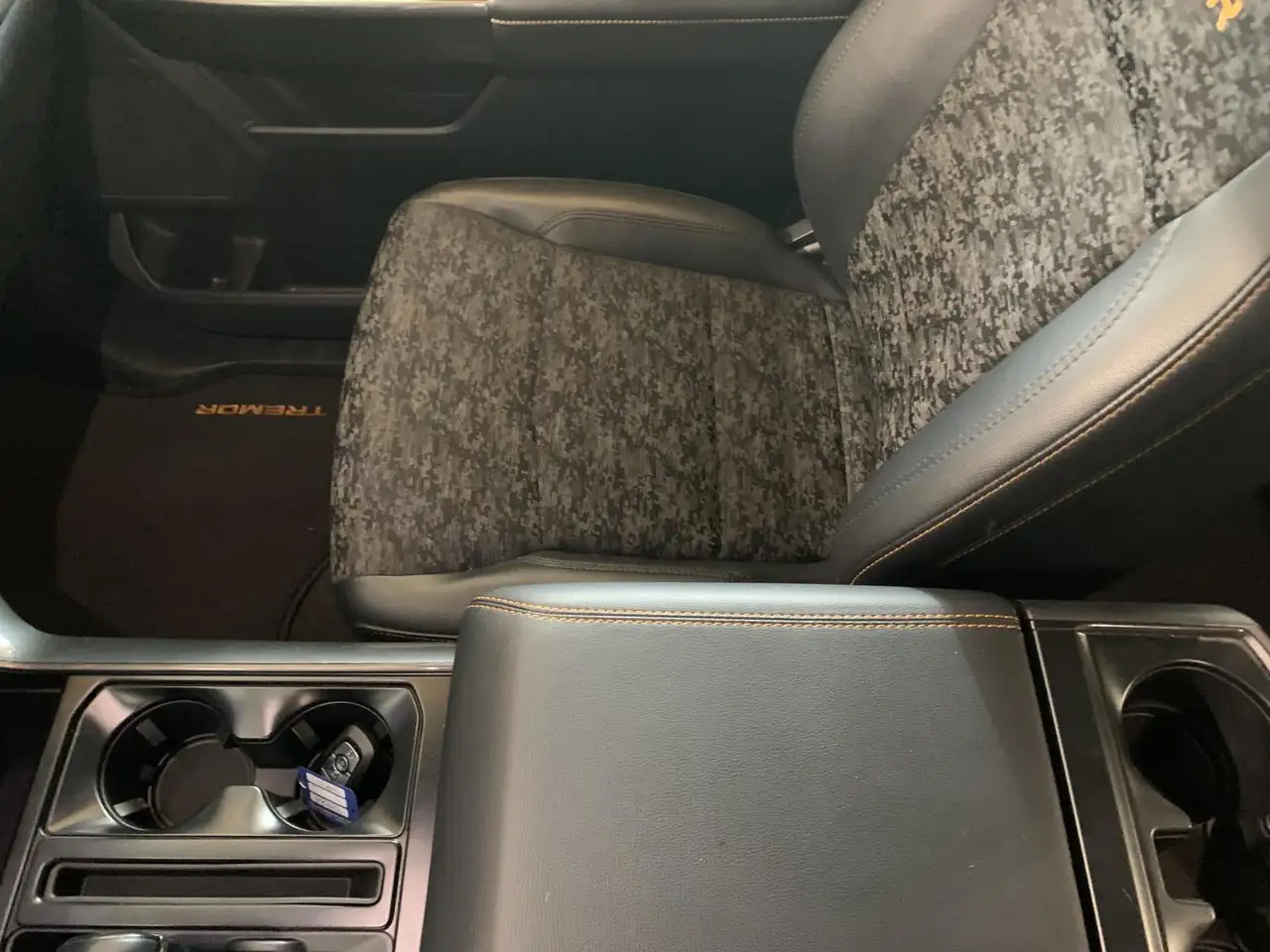 Ford F-150 - Image 39
