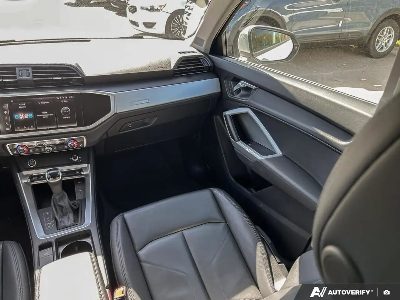 Audi Q3 - Image 21