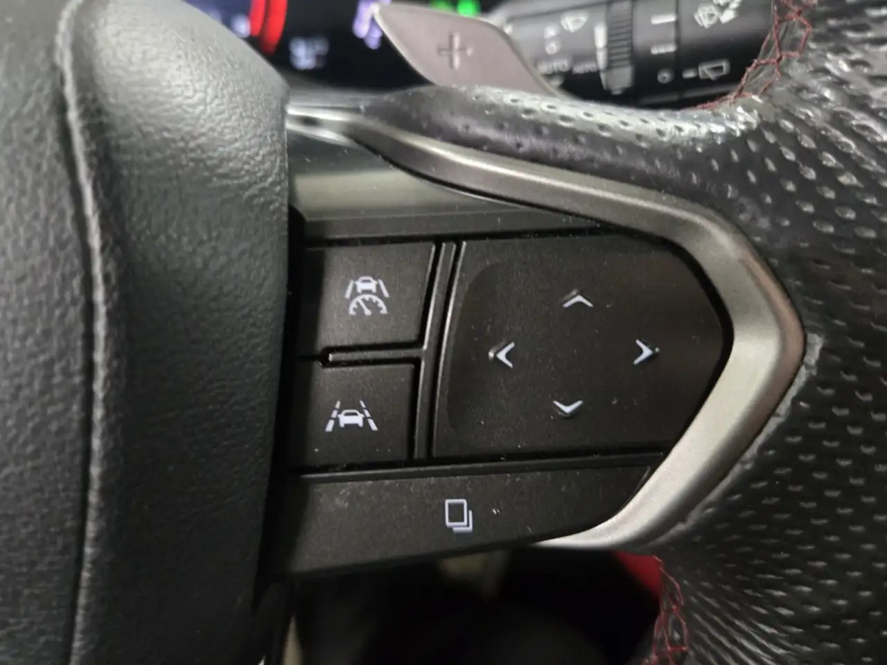 Lexus NX 350 - Image 23