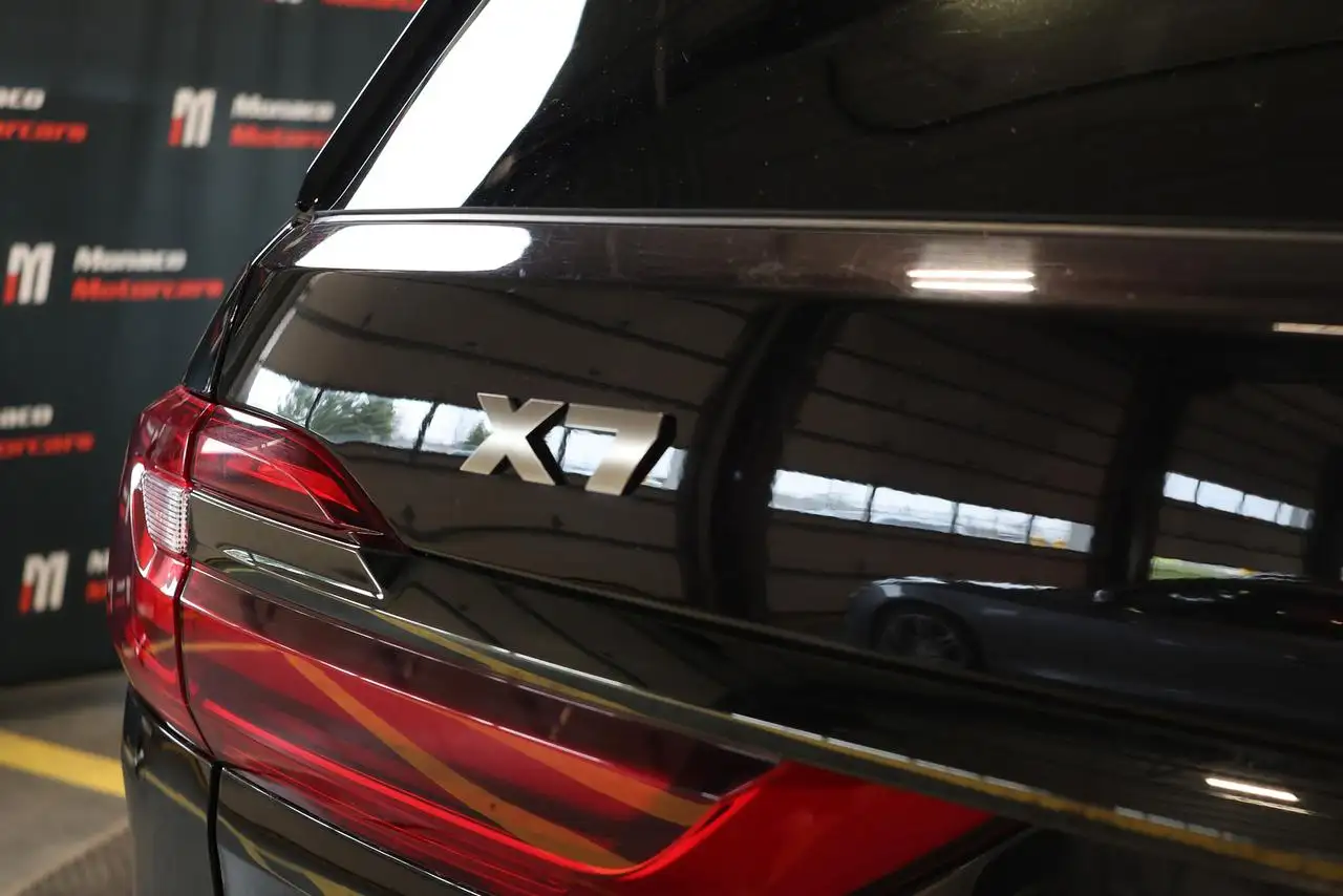 BMW X7 - Image 7