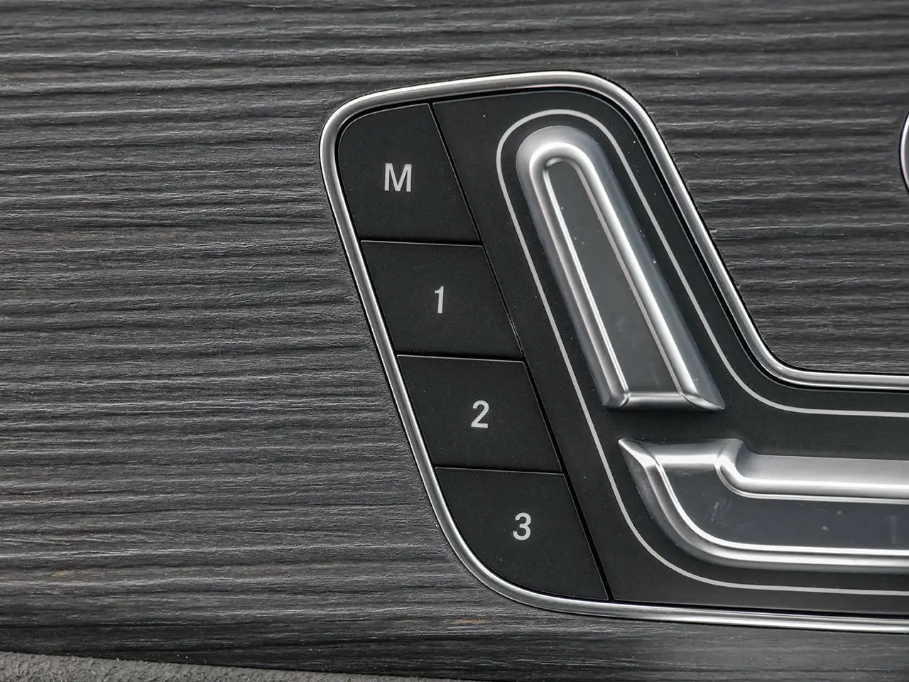 Mercedes-Benz CLA - Image 18