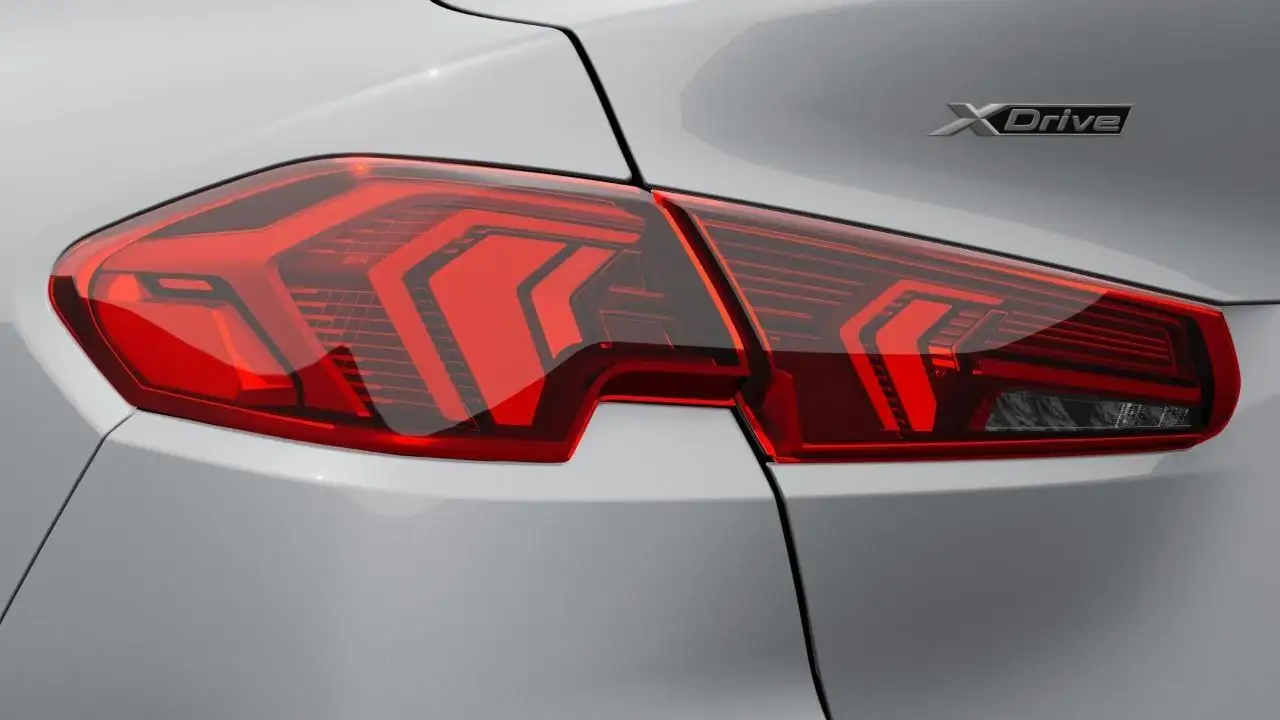 BMW 2 Series - Image 8