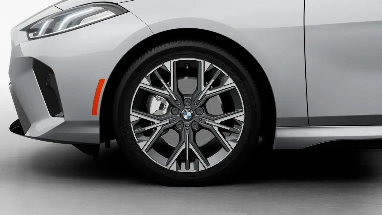 BMW 2 Series - Image 7