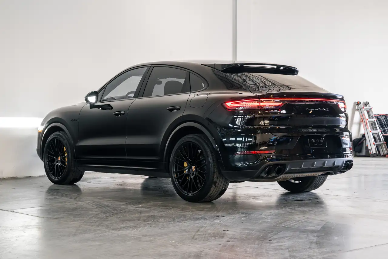 Porsche Cayenne - Image 5