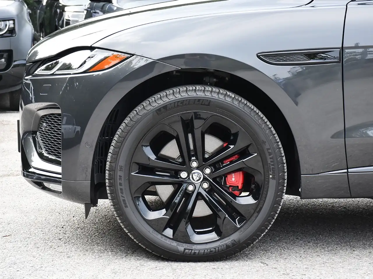 Jaguar F-Pace - Image 7
