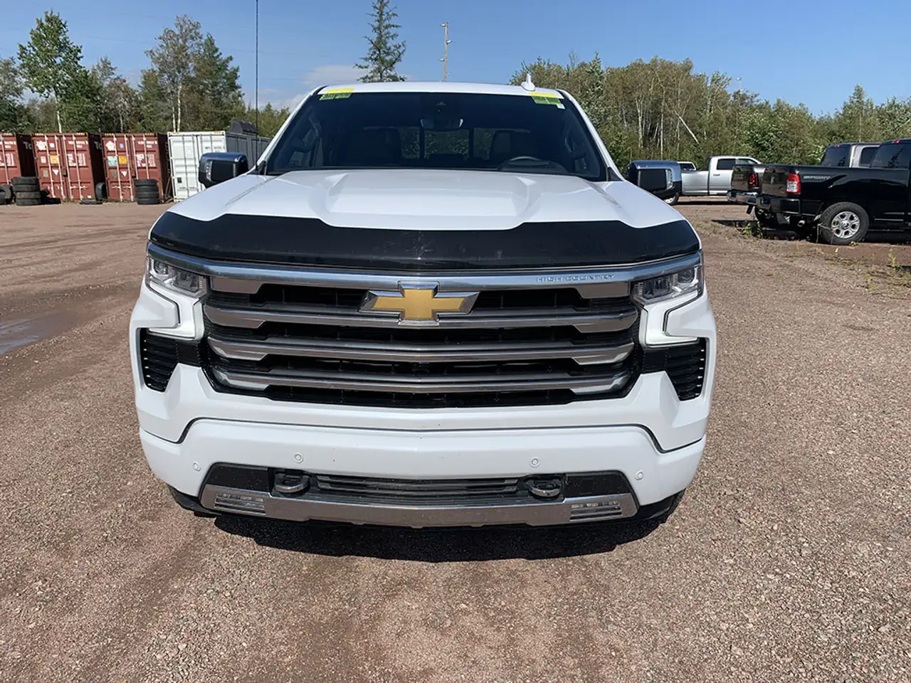 Chevrolet Silverado 1500 - Image 2
