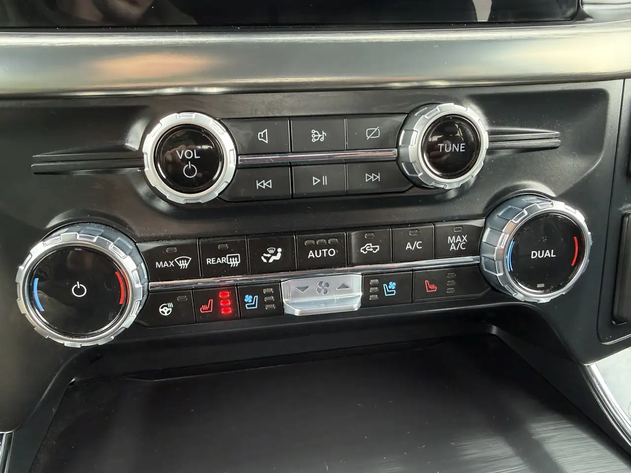 Ford F-150 - Image 10