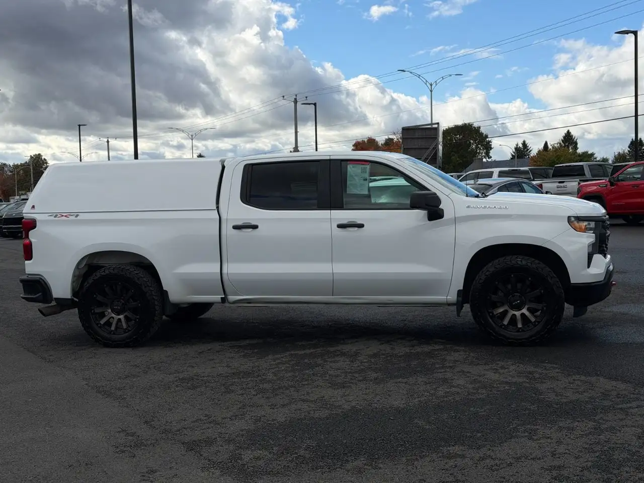 Chevrolet Silverado 1500 - Image 8