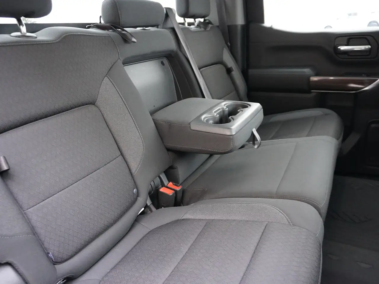 Chevrolet Silverado 1500 - Image 38