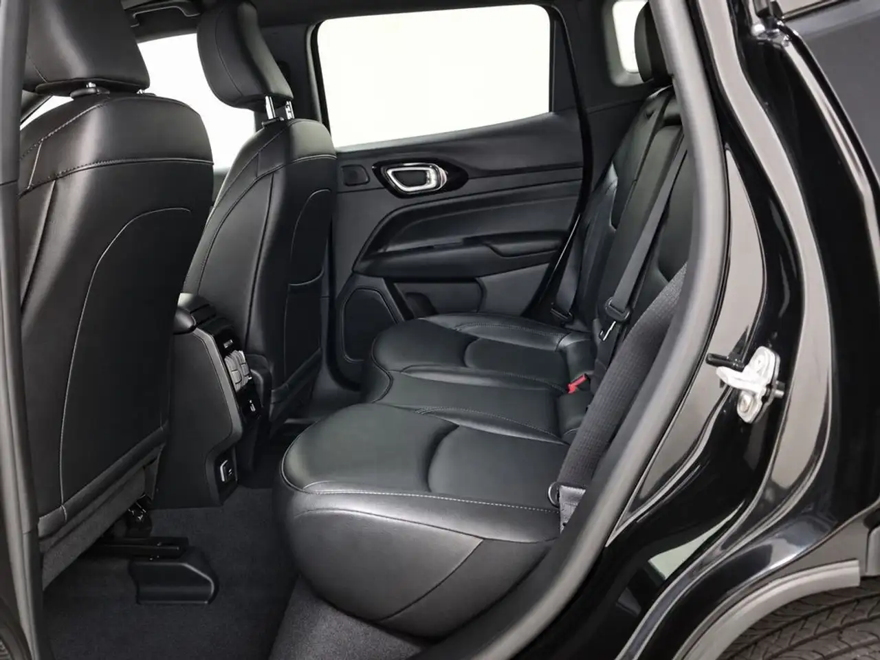 Jeep Compass - Image 4