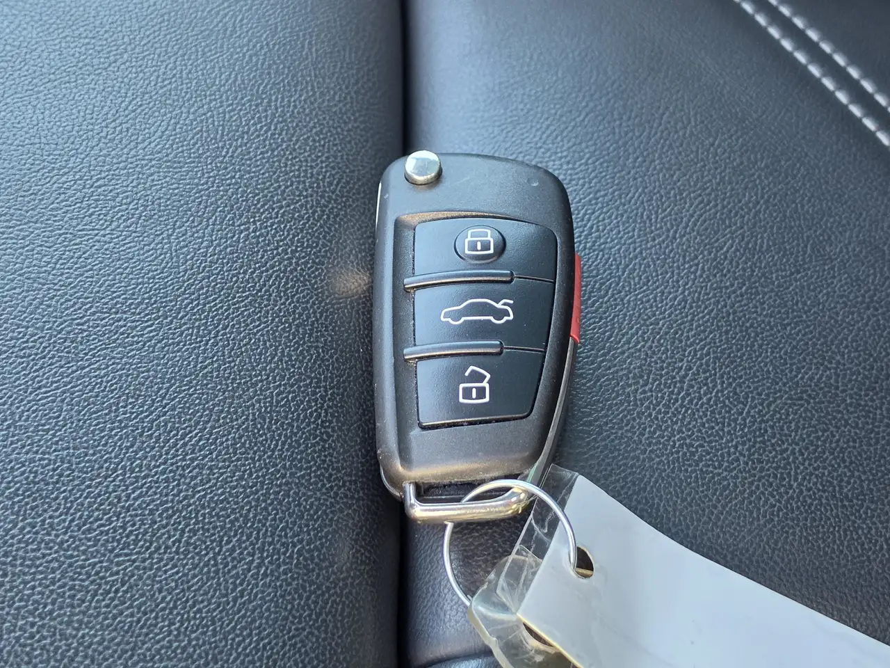 Audi Q3 - Image 35