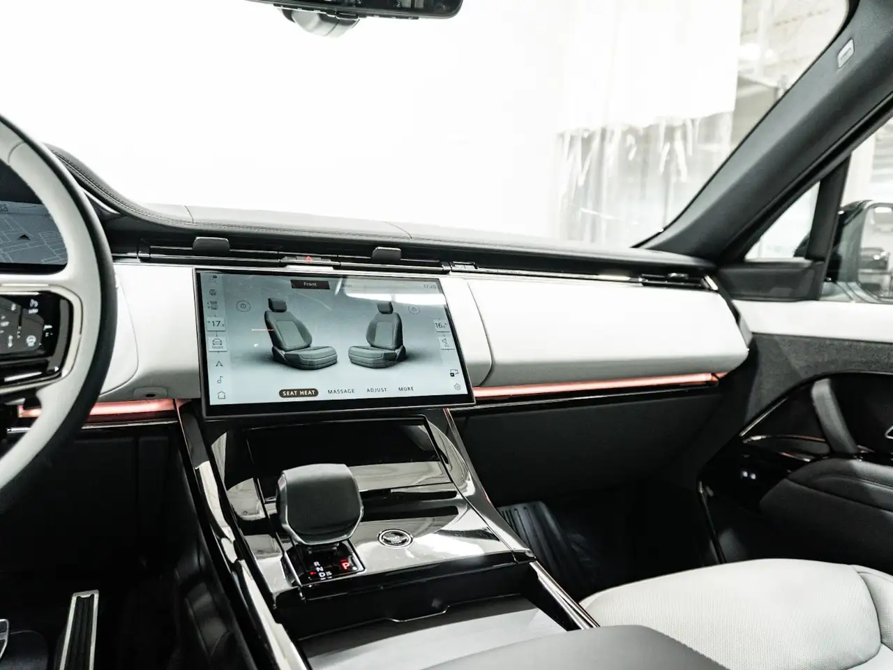 Land Rover Range Rover Sport - Image 18