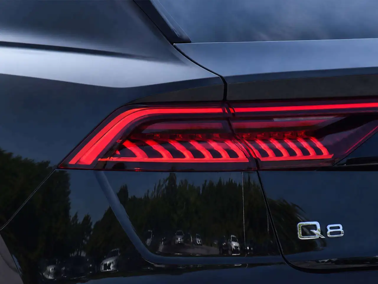 Audi Q8 - Image 9