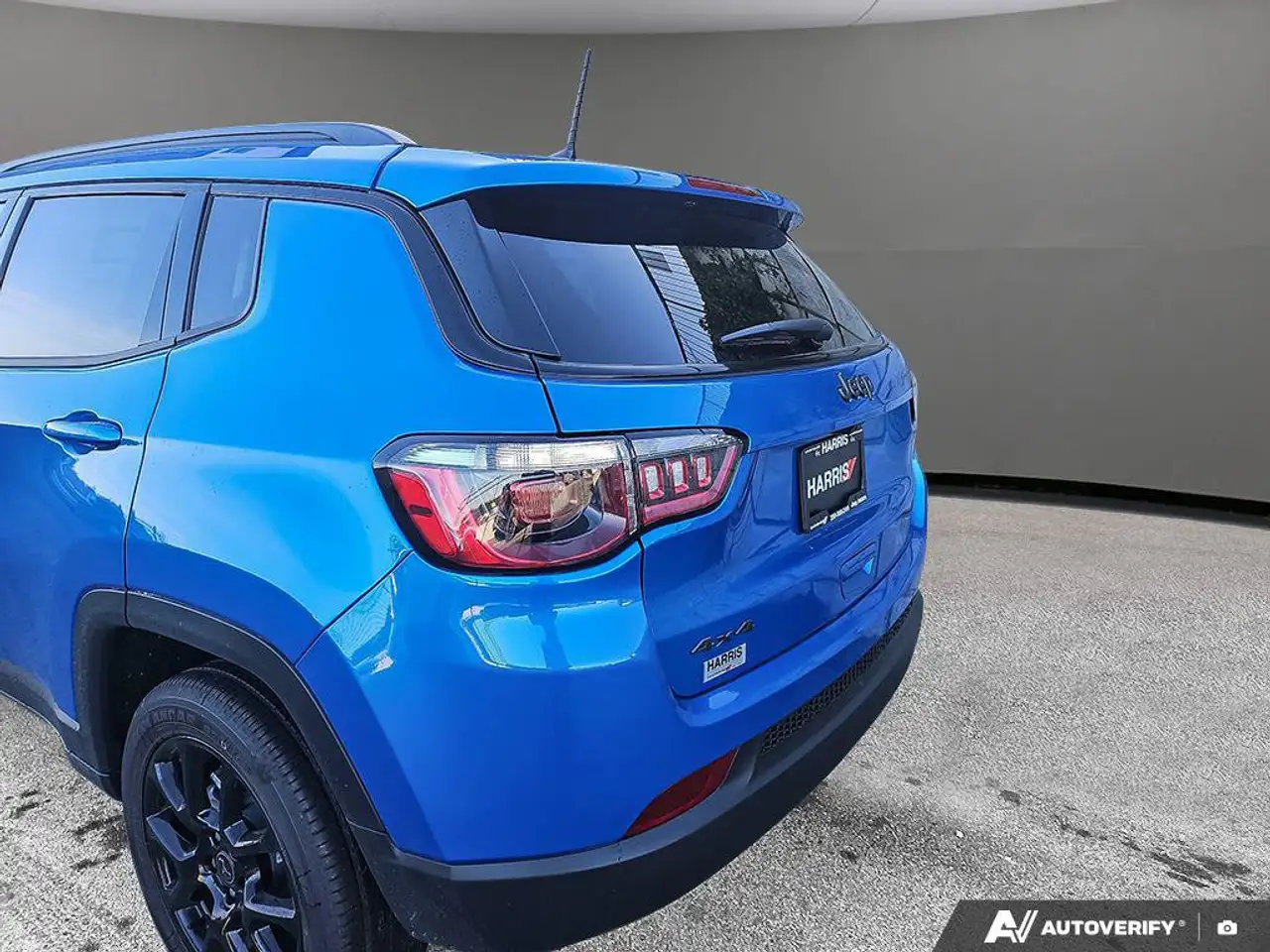 Jeep Compass - Image 11