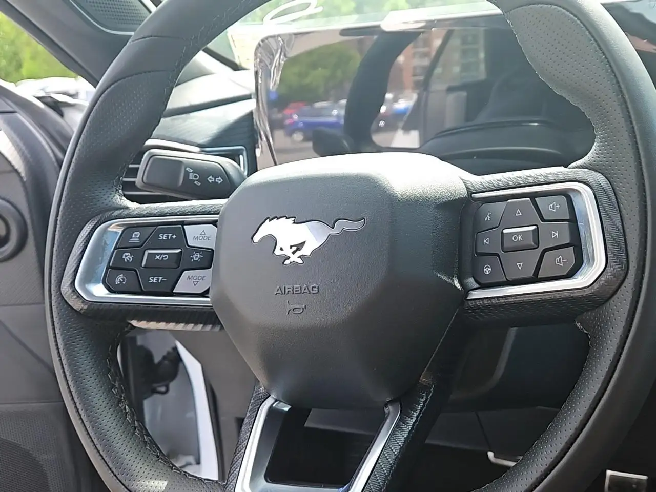 Ford Mustang - Image 14