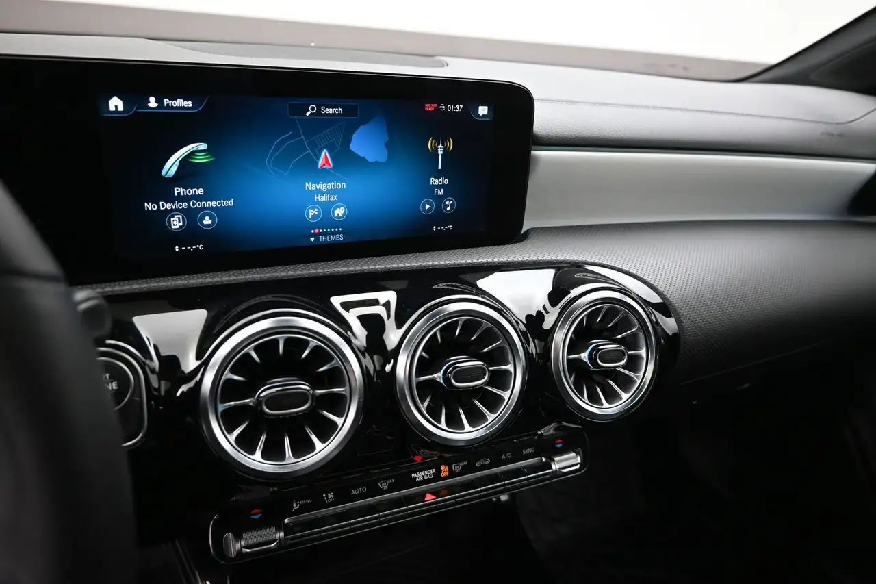 Mercedes-Benz CLA - Image 8