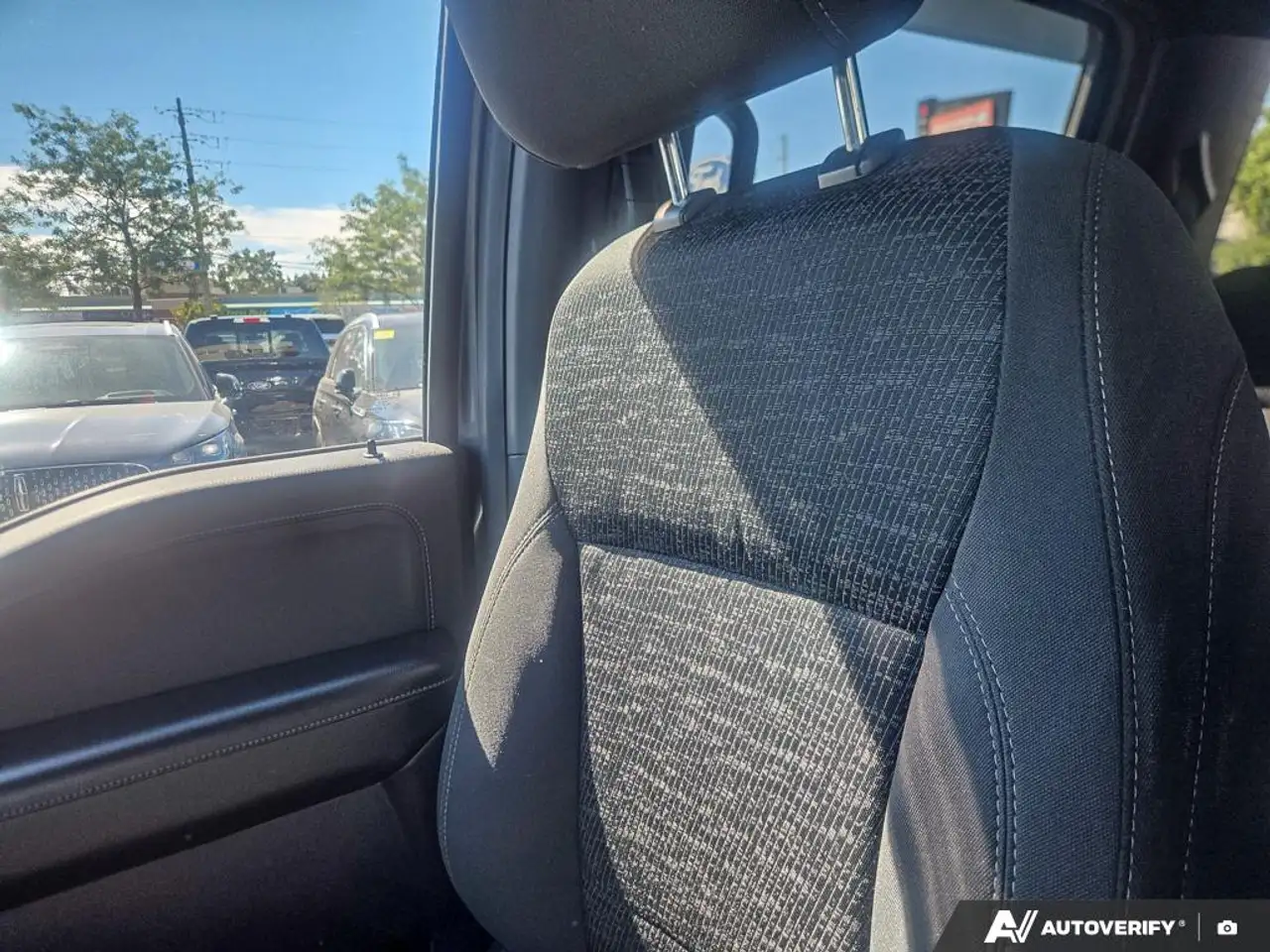 Ford F-150 - Image 20