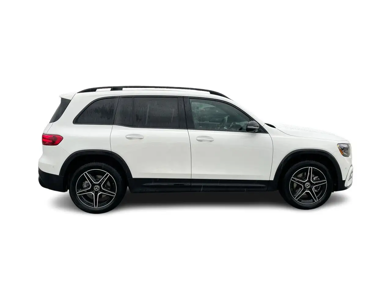 Mercedes-Benz GLB - Image 16