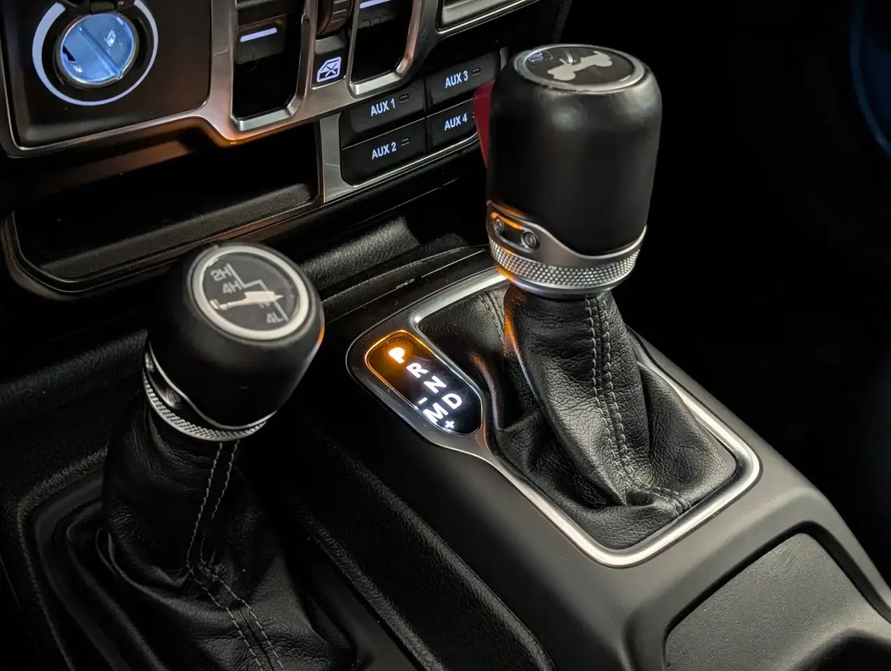 Jeep Wrangler - Image 19