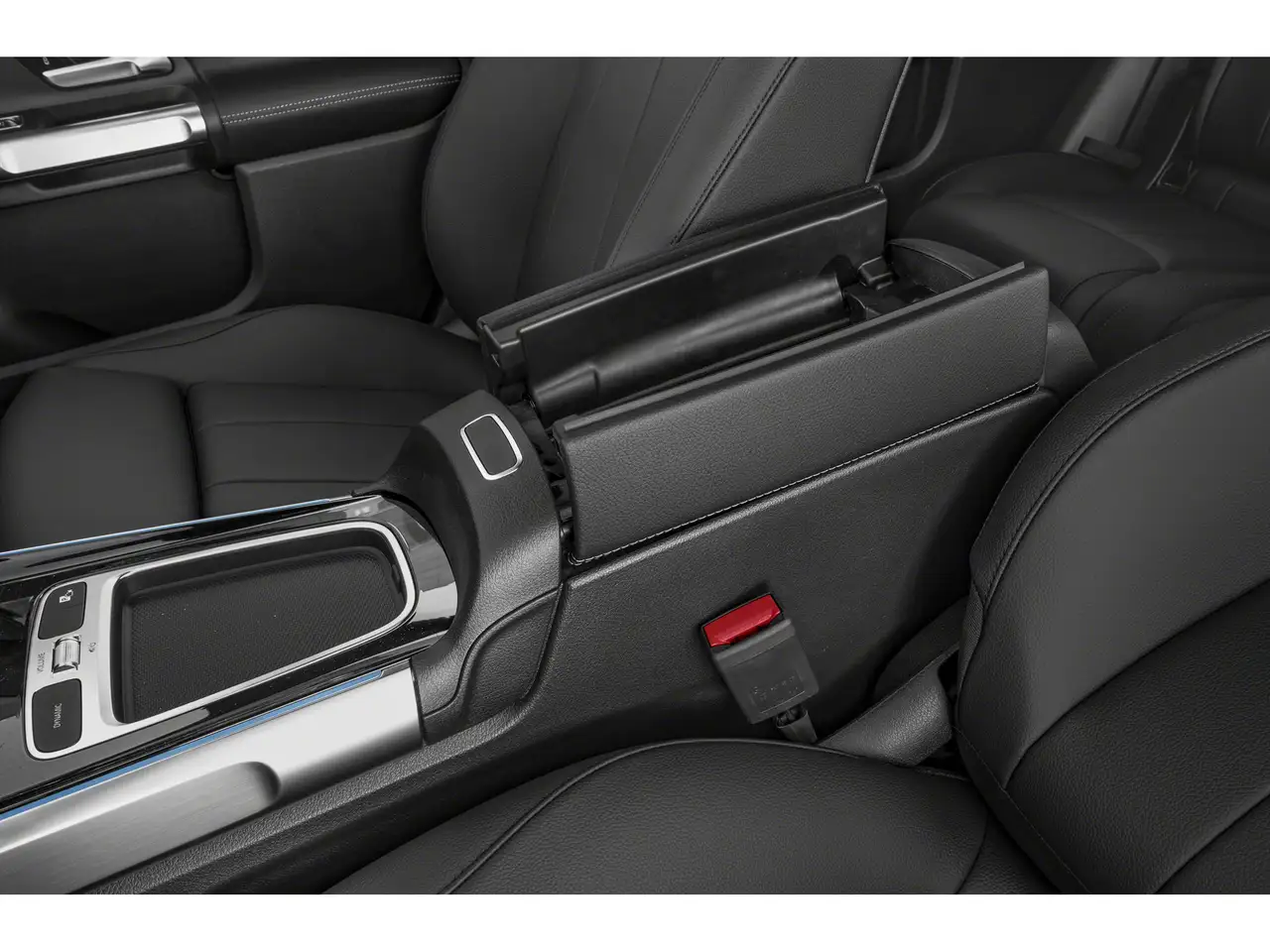 Mercedes-Benz GLB - Image 9