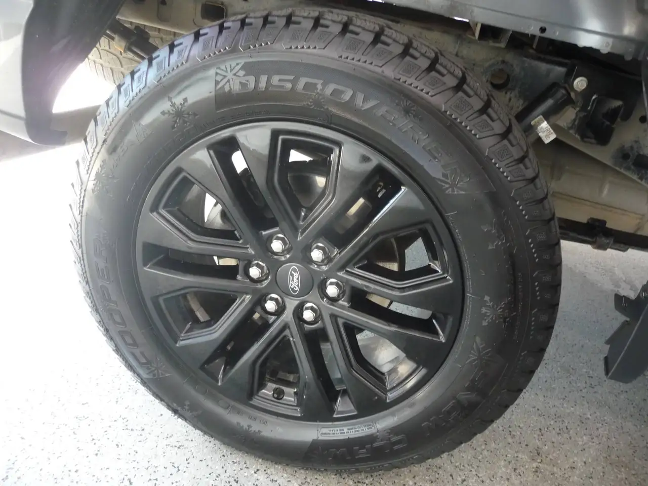 Ford F-150 - Image 16