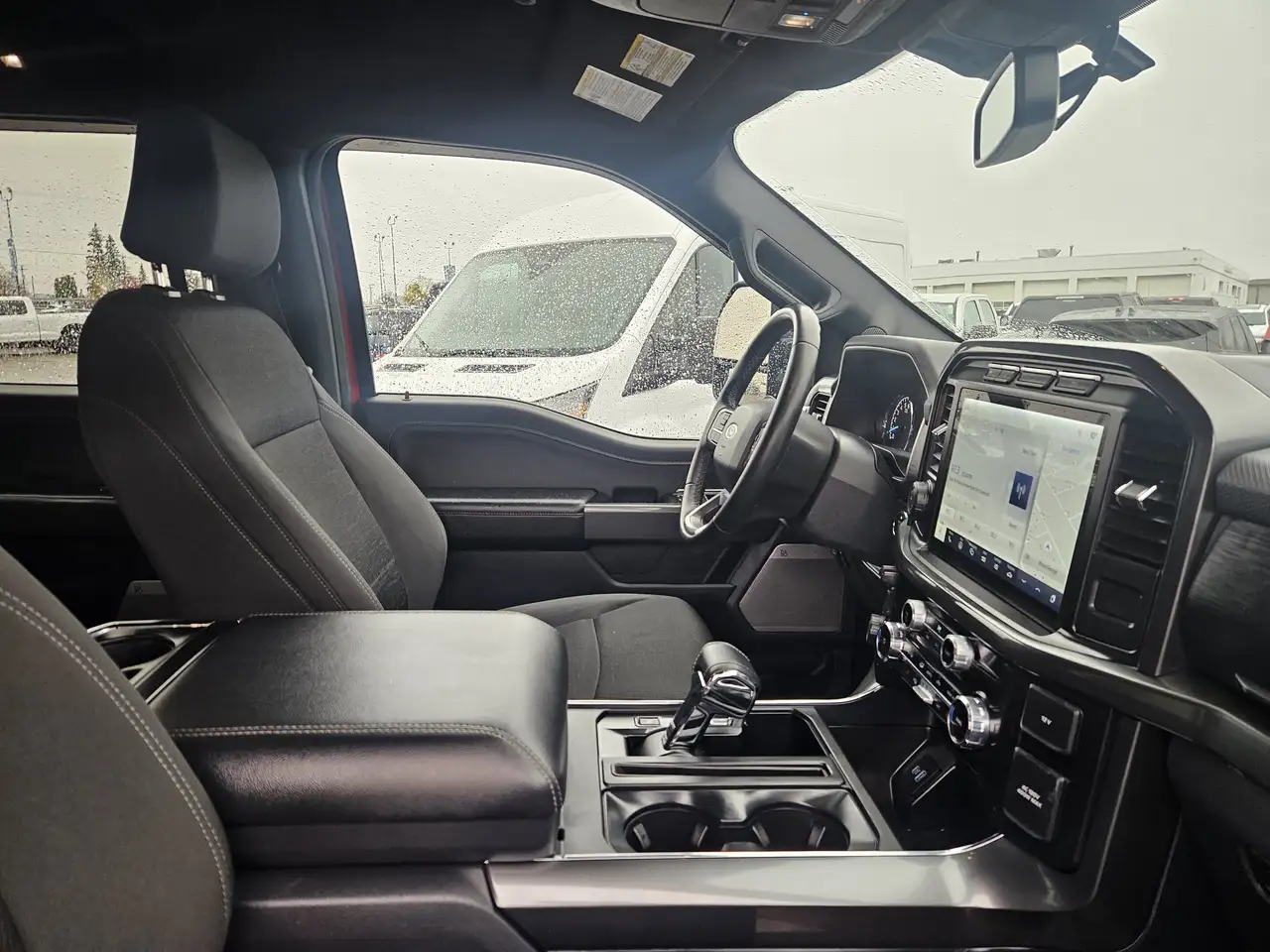 Ford F-150 - Image 32