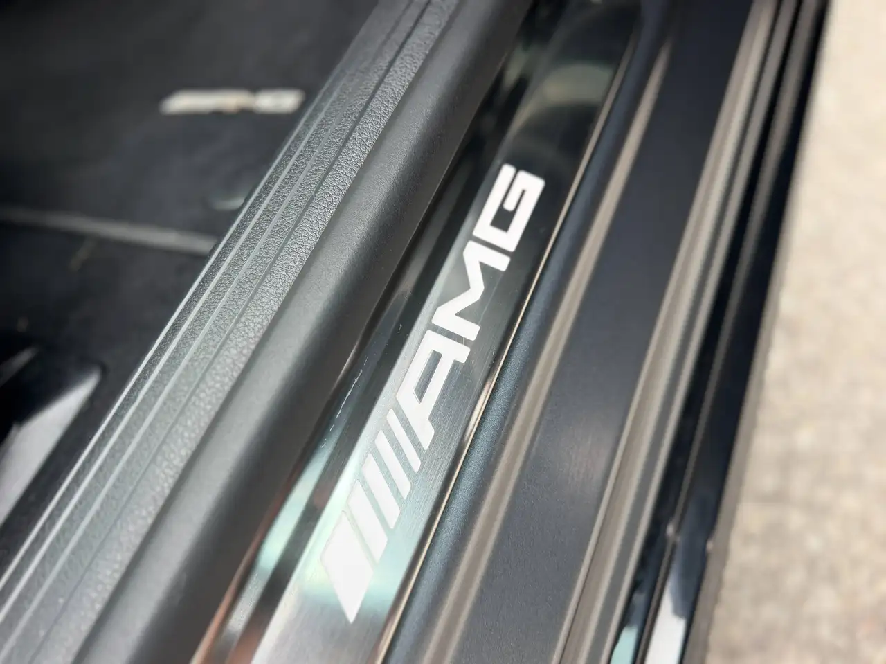 Mercedes-Benz EQS - Image 13