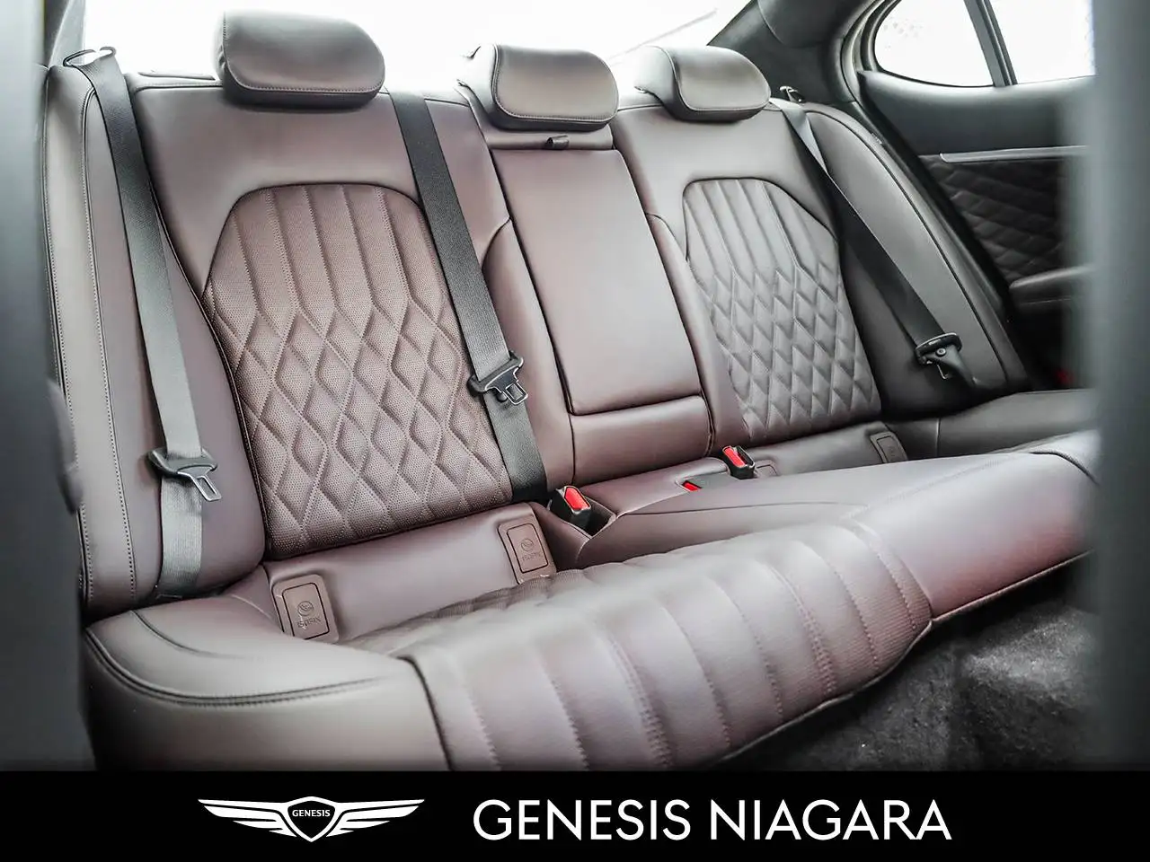 Genesis G70 - Image 15