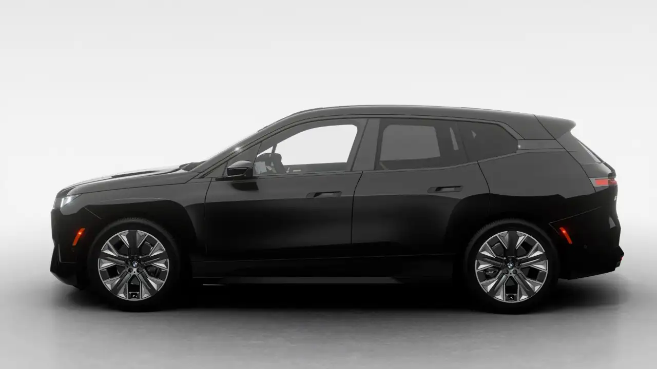 BMW iX - Image 4