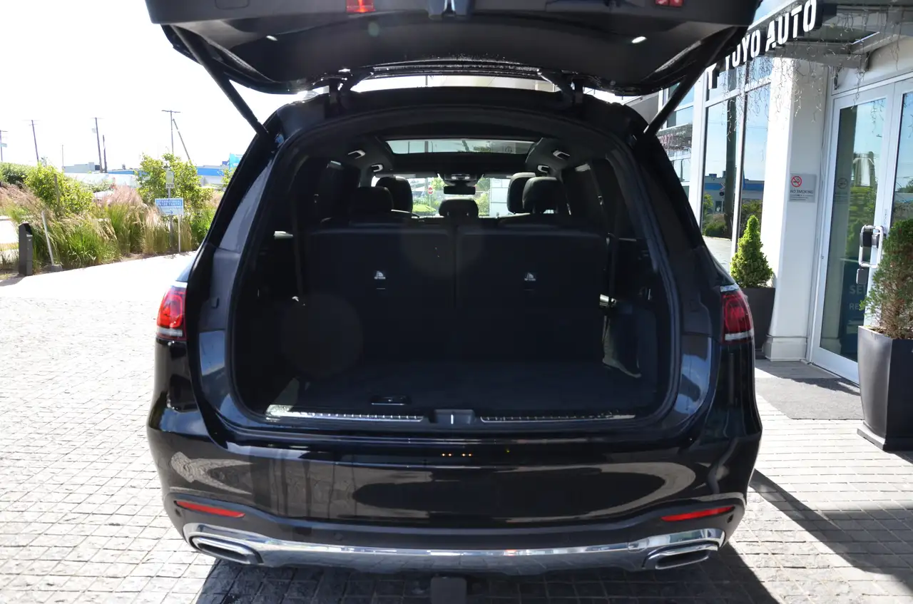 Mercedes-Benz GLS - Image 20