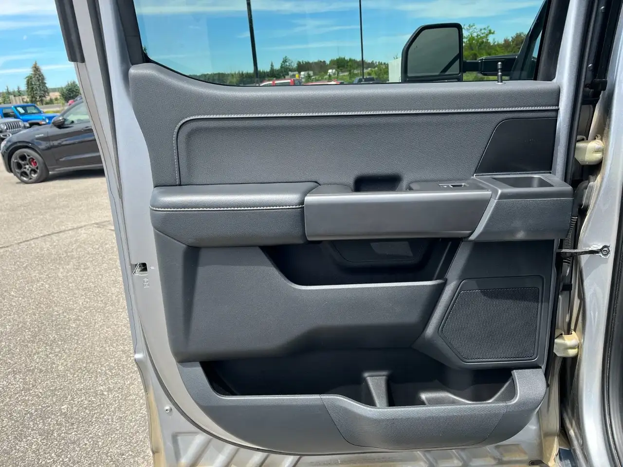 Ford F-150 - Image 13