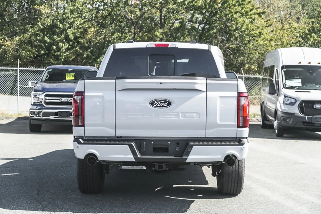 Ford F-150 - Image 8