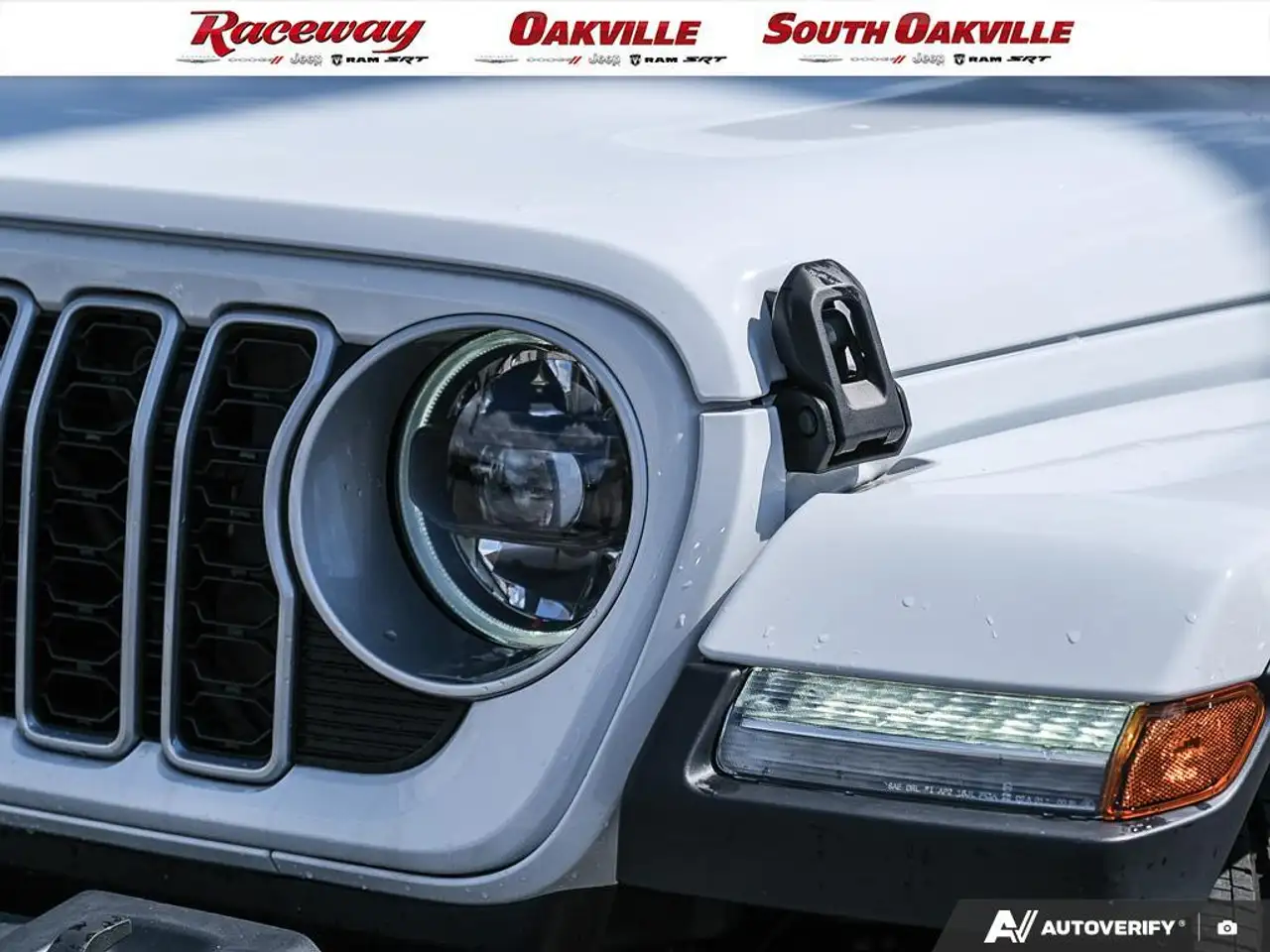 Jeep Wrangler - Image 11