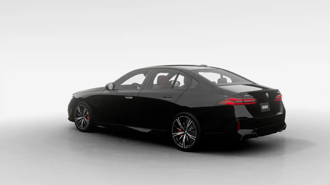 BMW 5 Series - Image 3