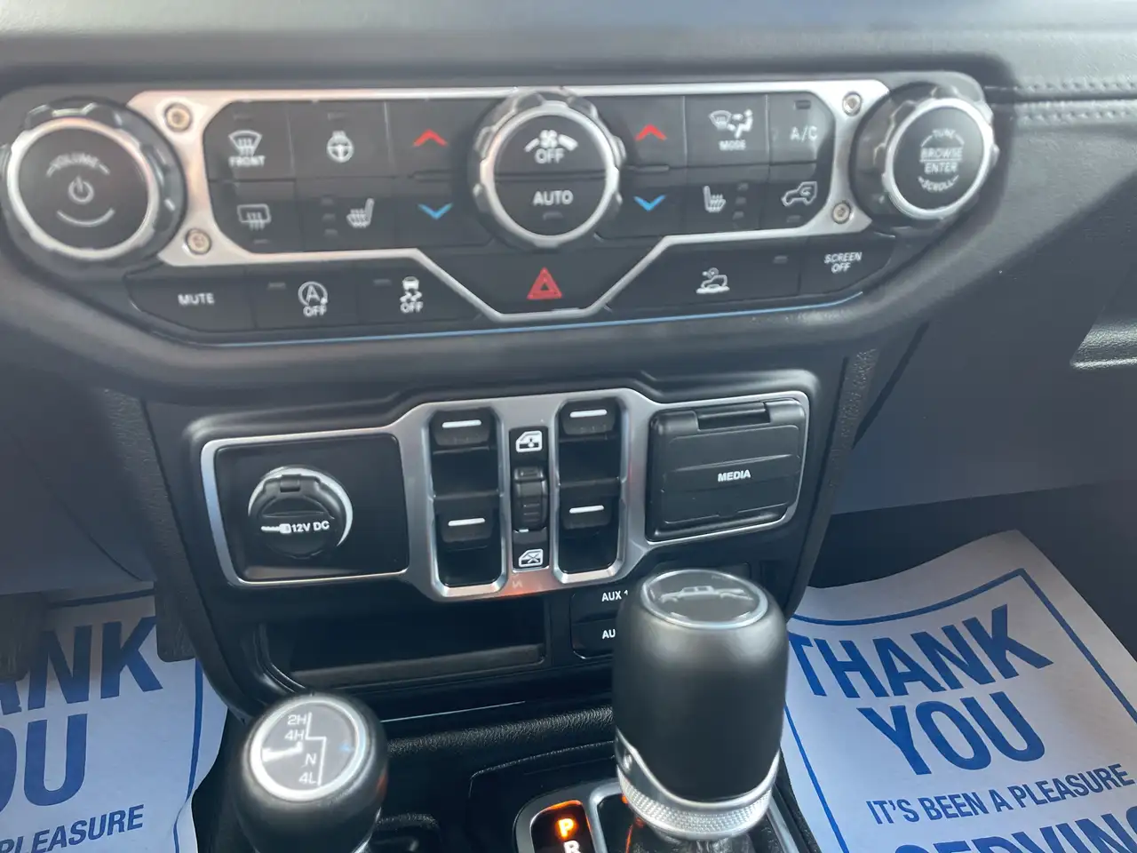 Jeep Gladiator - Image 18