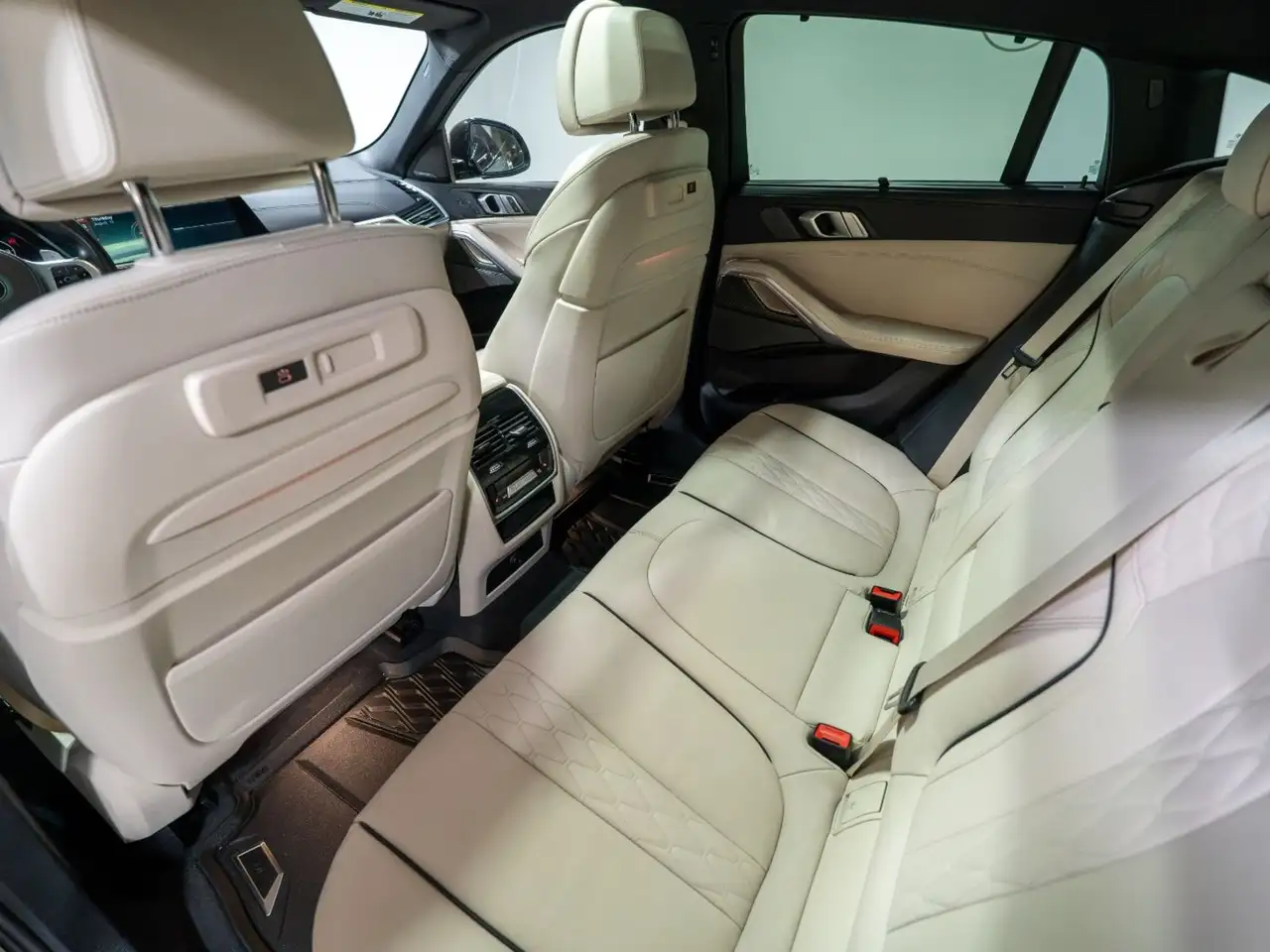 BMW X6 - Image 29