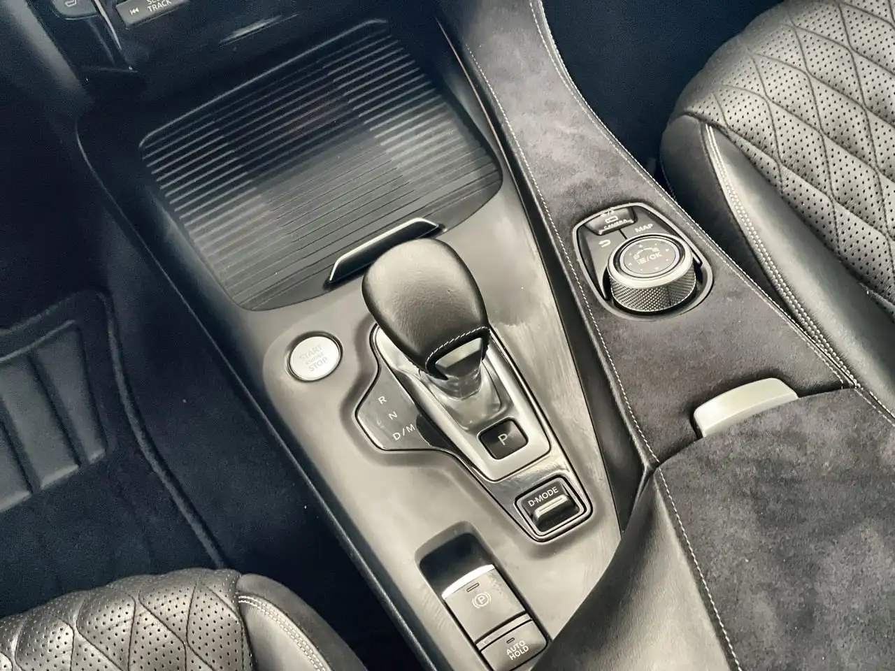 Infiniti QX50 - Image 28