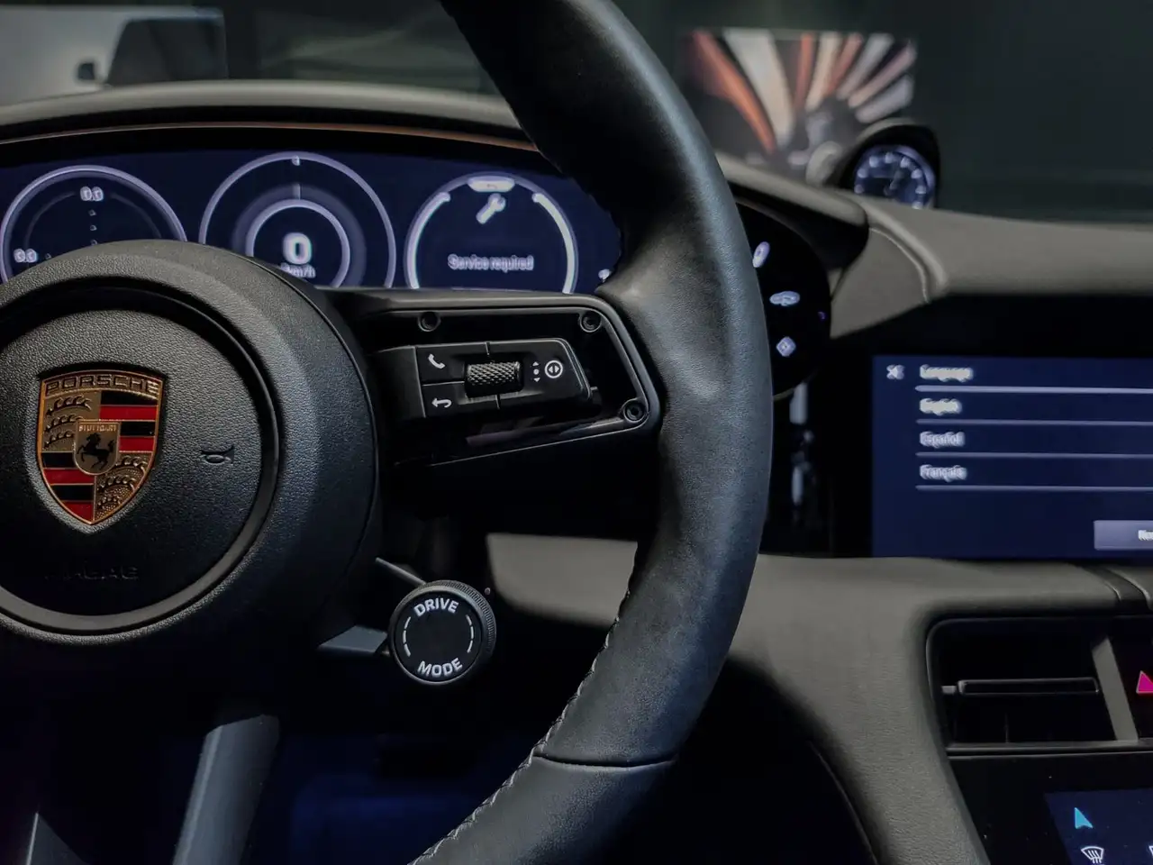 Porsche Taycan - Image 17