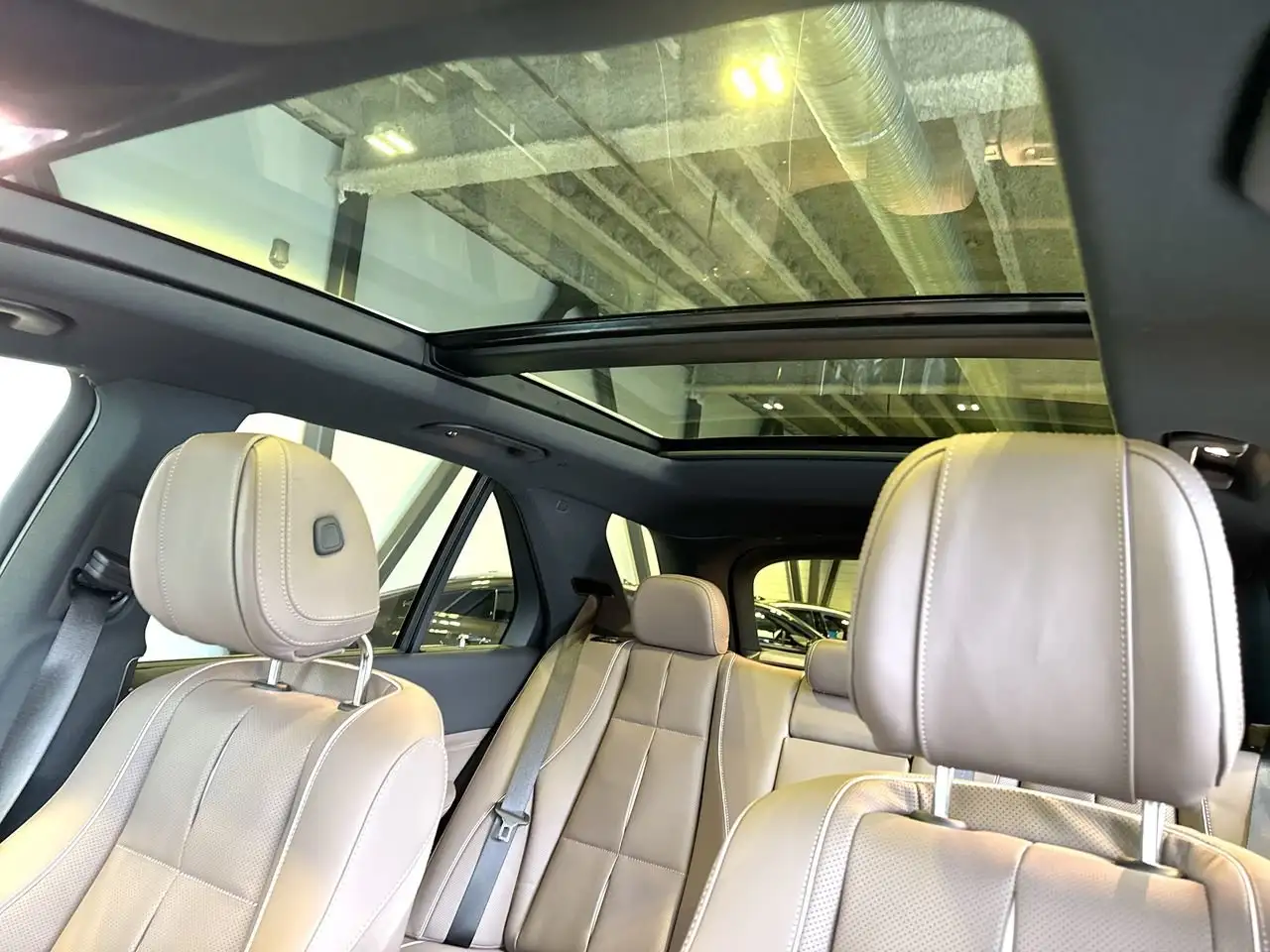 Mercedes-Benz GLE - Image 26
