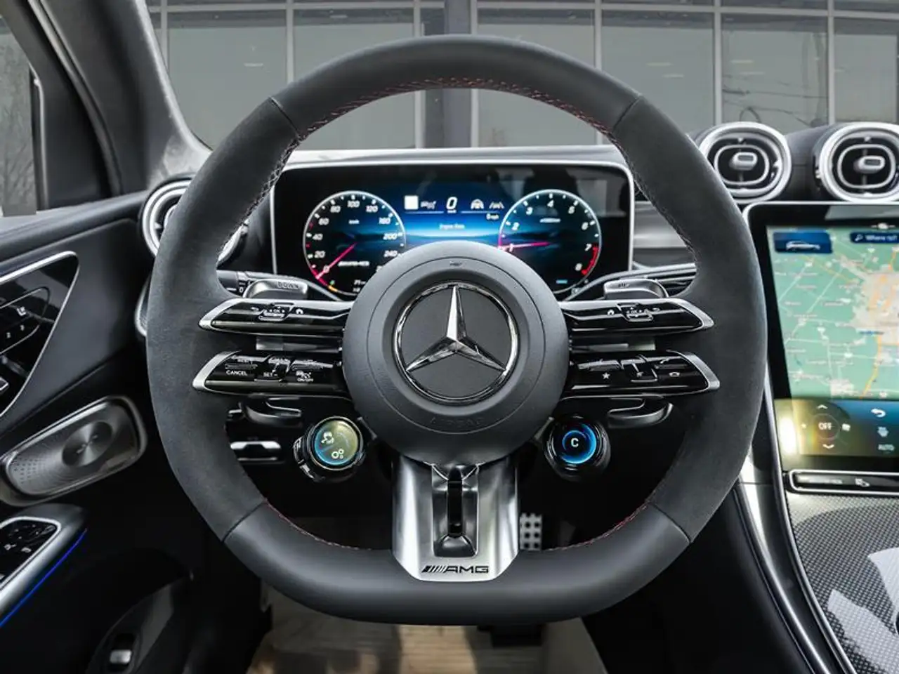 Mercedes-Benz GLC - Image 11